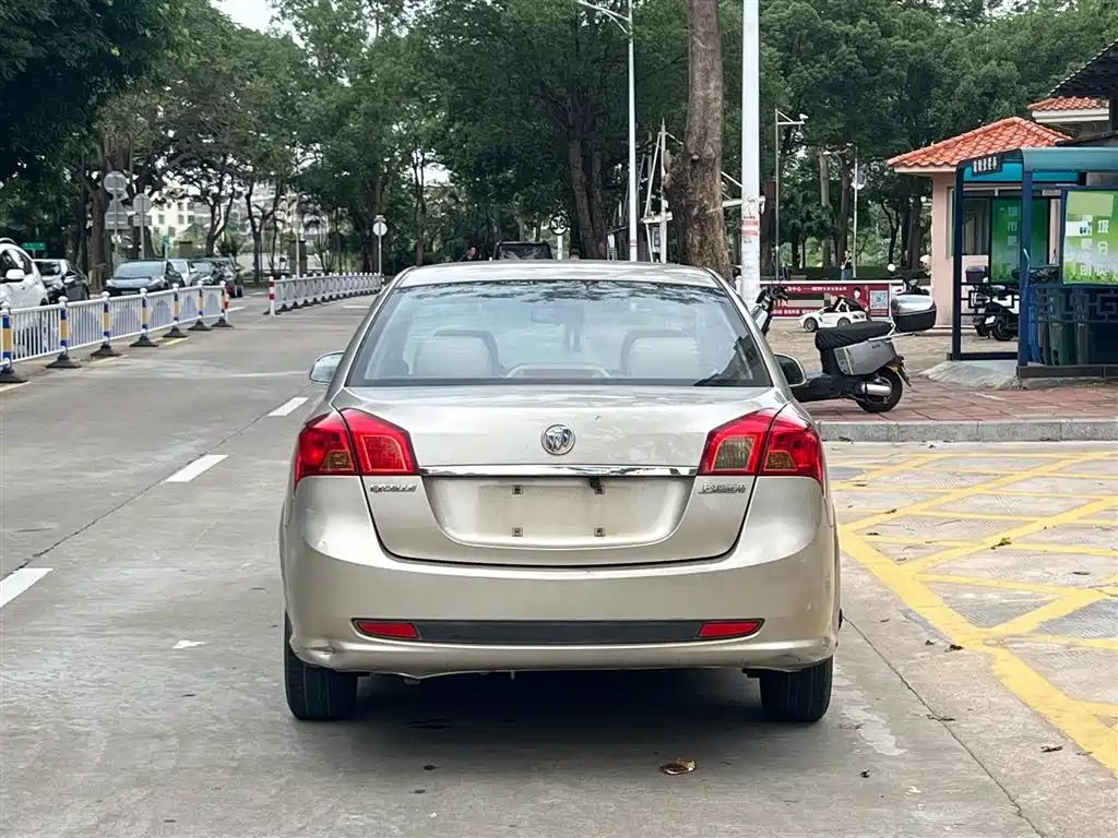 Buick Excelle 2013 1.5L Automatic Classic фото 8