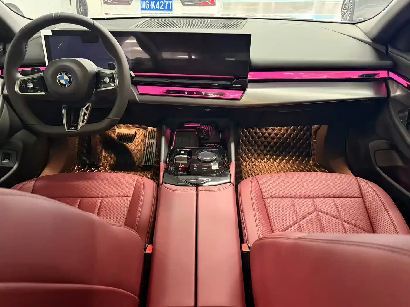 BMW 5 Series 2025 525Li M Sport Package фото 10