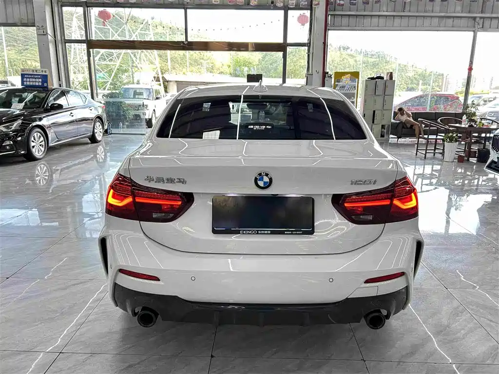 BMW 1 Series 2023 2023 120i M Sport Shadow Edition