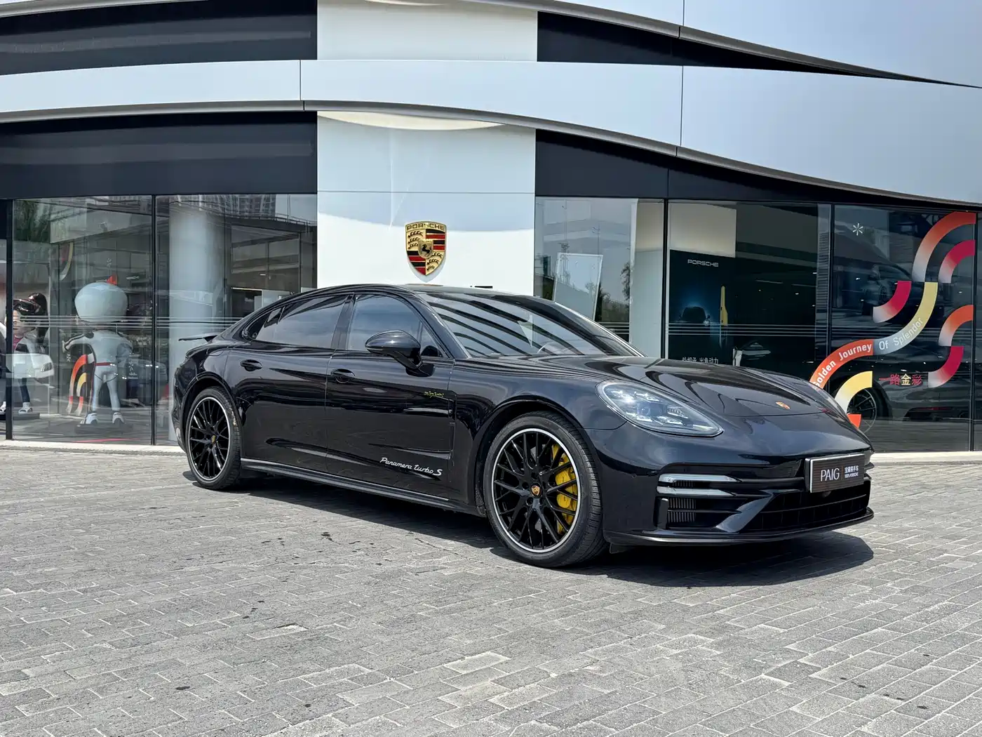 Porsche Panamera New Energy 2023 Panamera Turbo S E-Hybrid Executive Long Wheelbase 4.0T фото 3