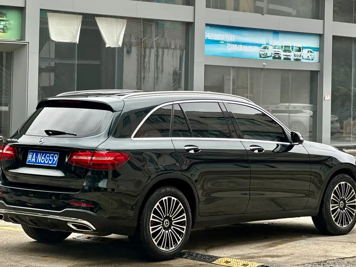 Mercedes-Benz GLC 2019 GLC 260 L 4MATIC Dynamic фото 5