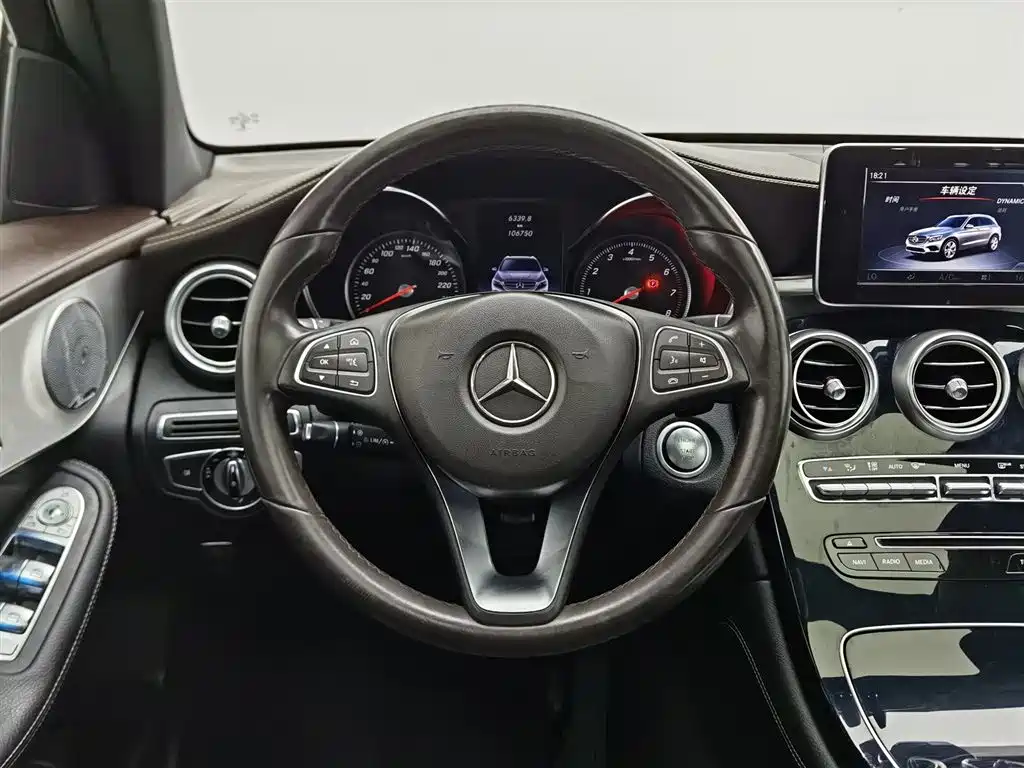Mercedes-Benz GLC 2017 GLC 200 4MATIC фото 11