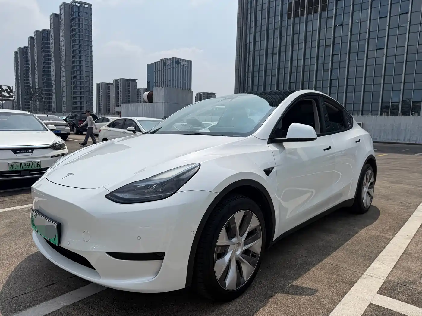Tesla Model Y 2022 Rear-Wheel Drive Version