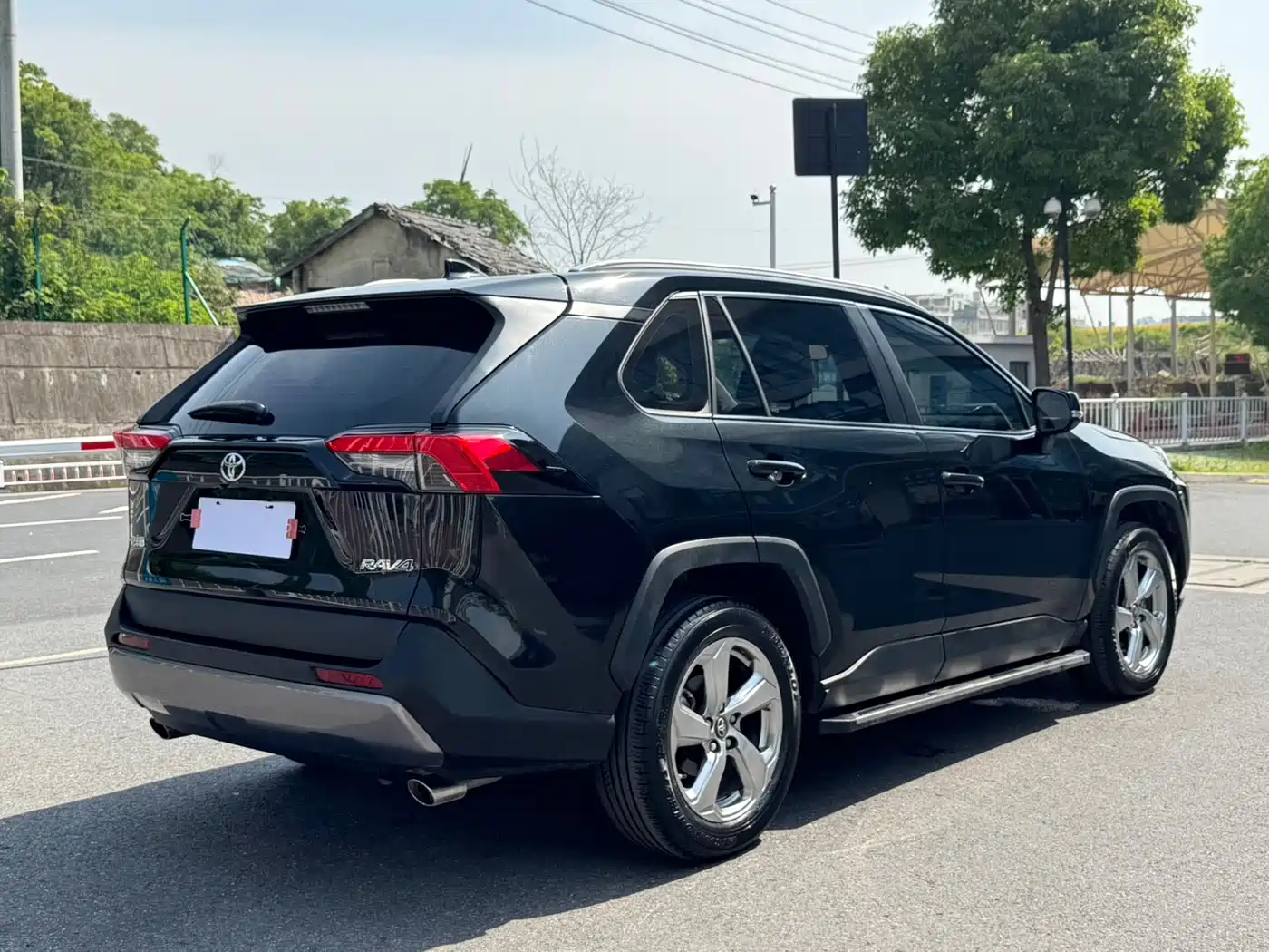 Toyota RAV4 Rongfang 2022 2.0L CVT 2WD Trend Edition фото 10