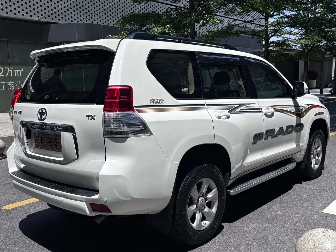 Toyota Prado 2010 4.0L Automatic TX-L фото 5
