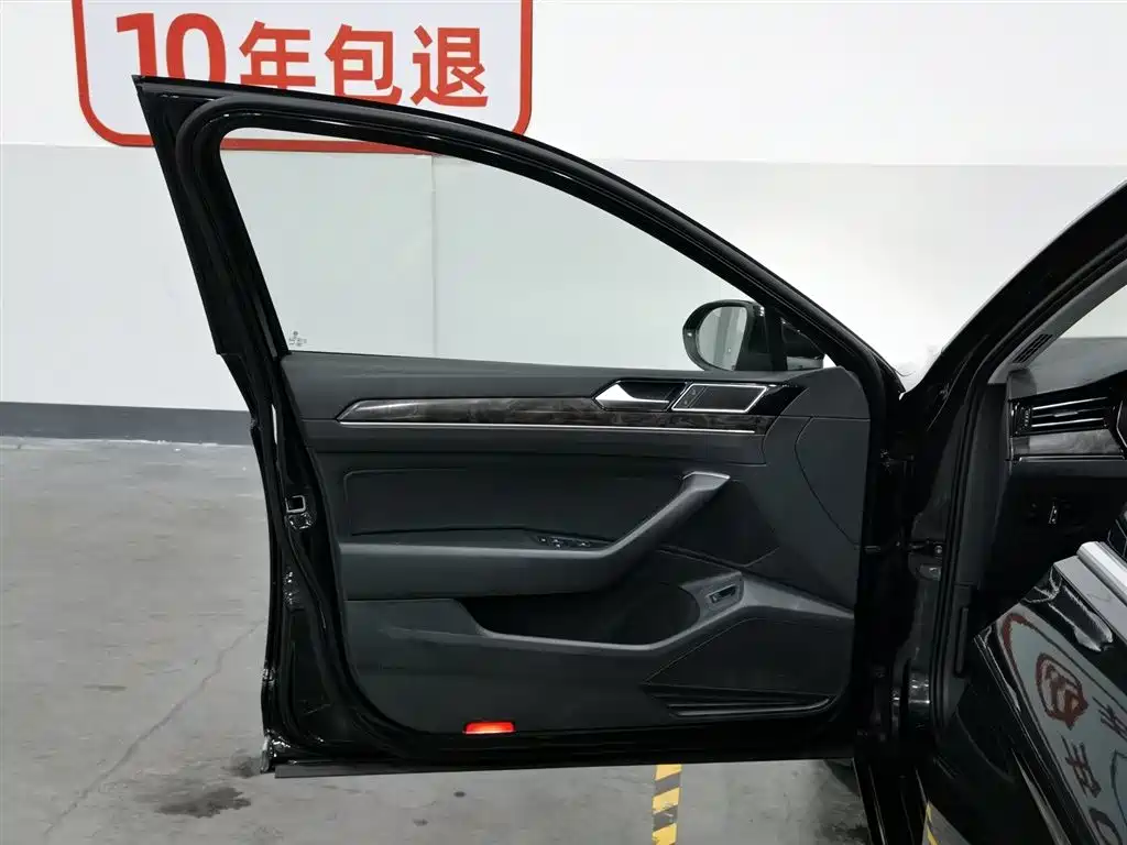 Volkswagen Magotan 2019 330TSI DSG Leading China VI фото 8