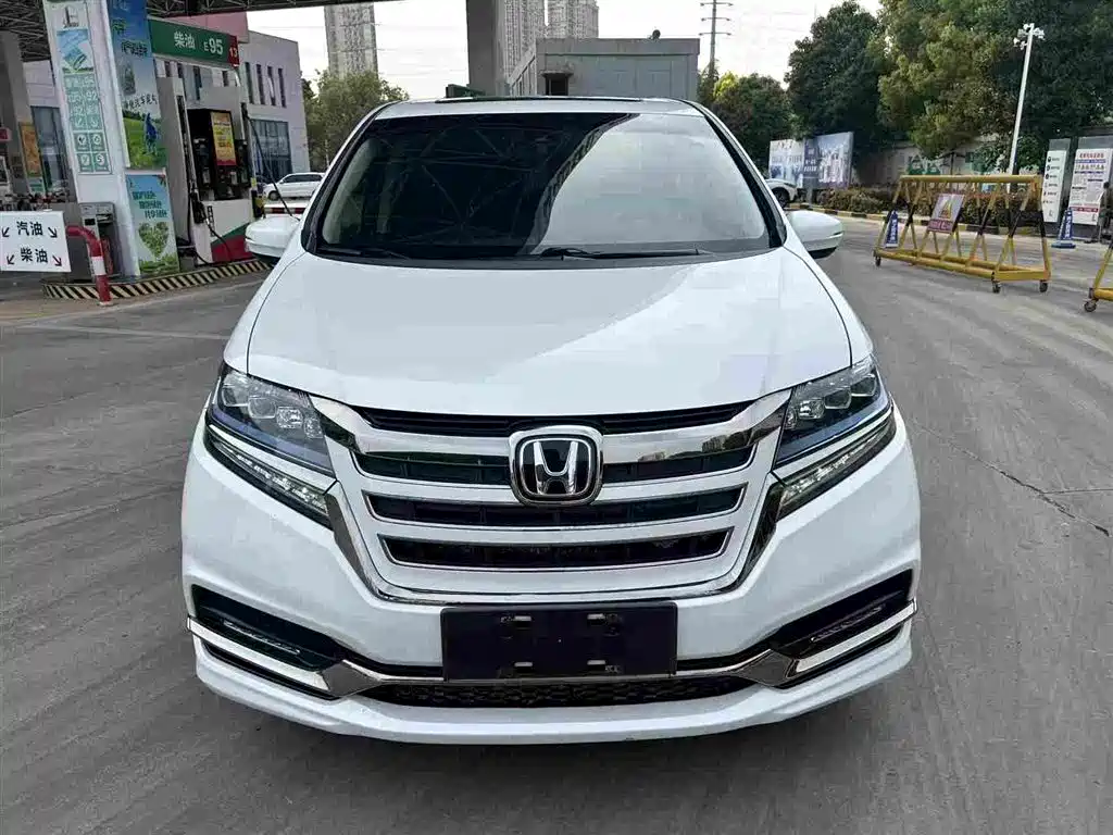 Honda Elysion 2019 2.0L Hybrid Luxury Edition