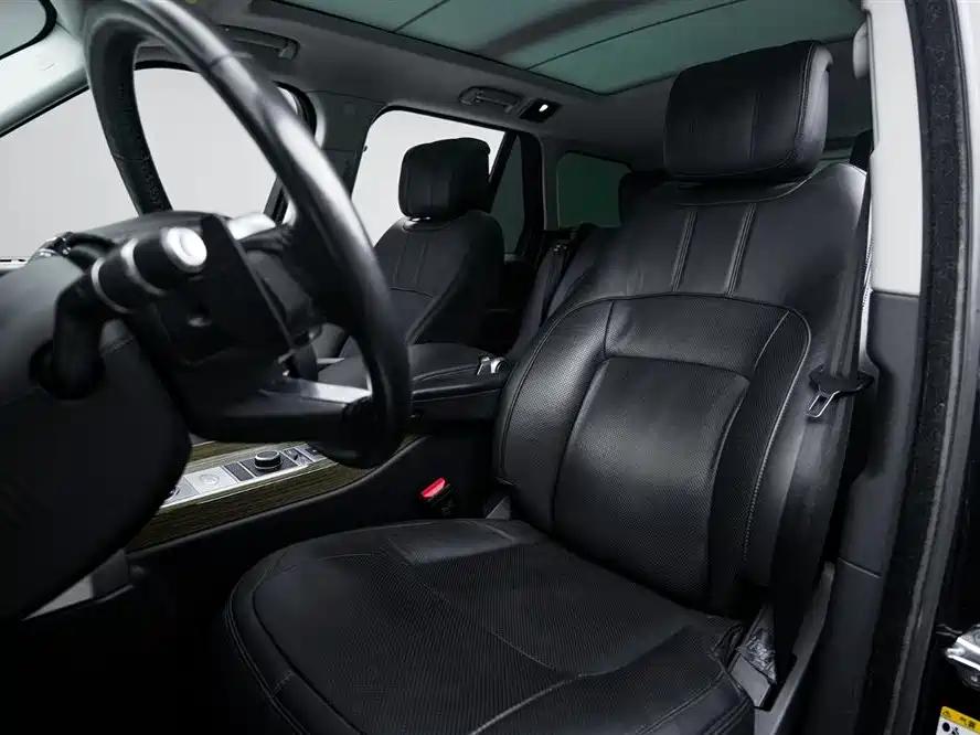 Land Rover Range Rover 2018 3.0 SC V6 Vogue Heritage Edition фото 11