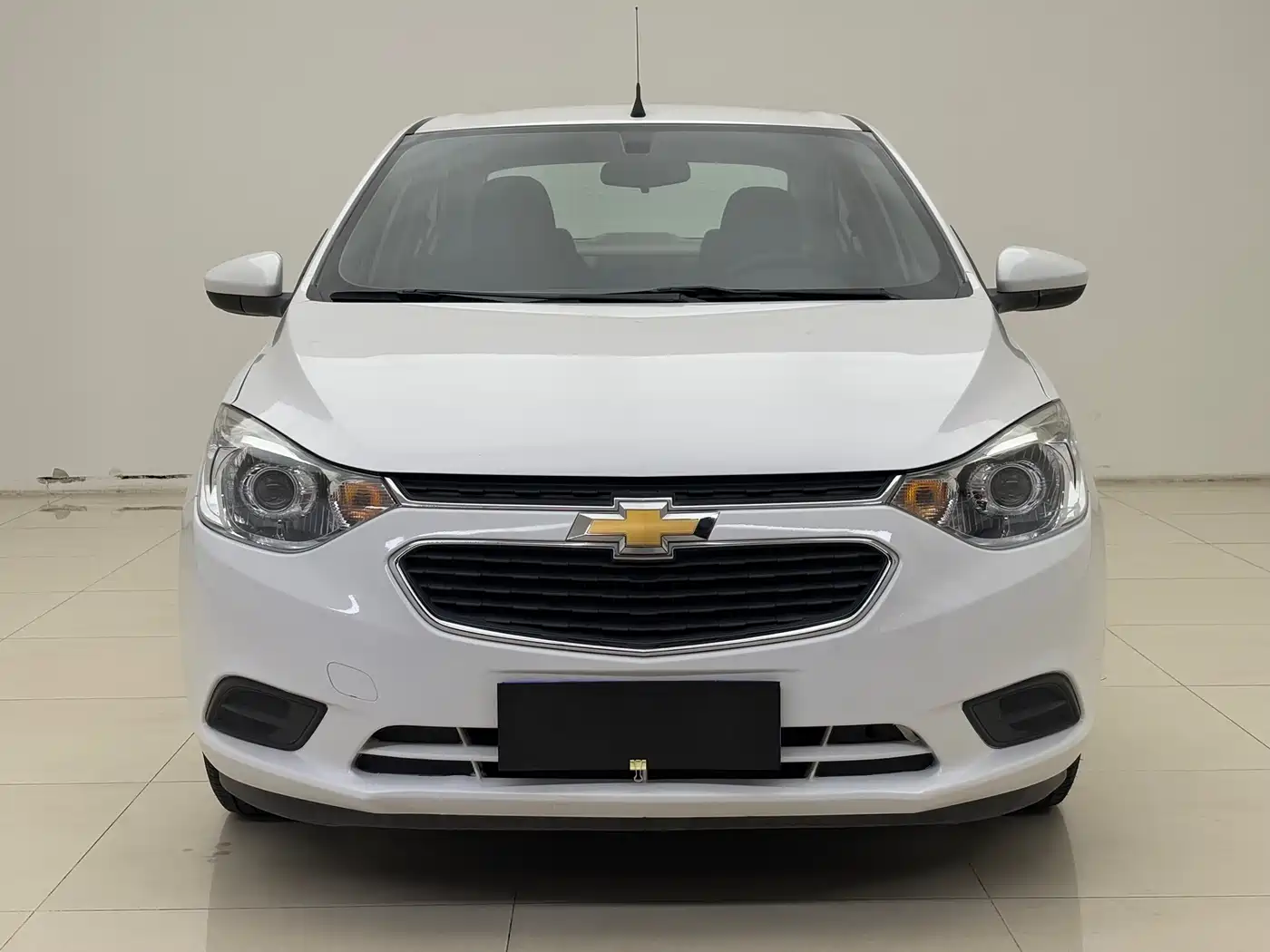 Chevrolet Sail 2015 Sail 3 1.3L AMT Ideal Edition фото 2