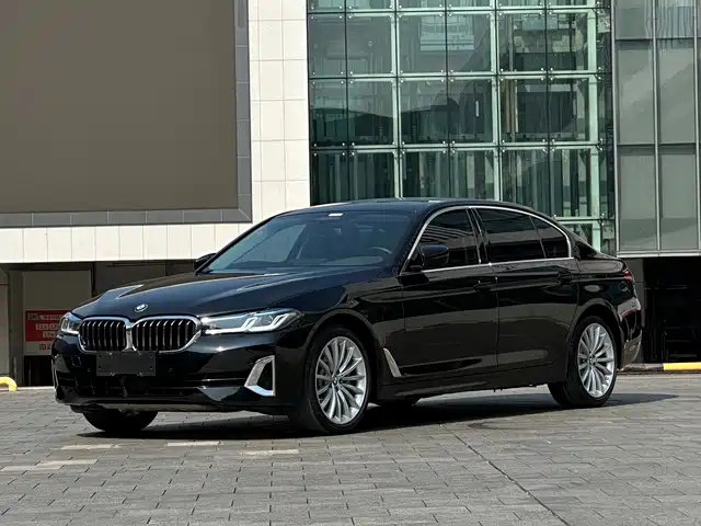 BMW 5 Series 2021