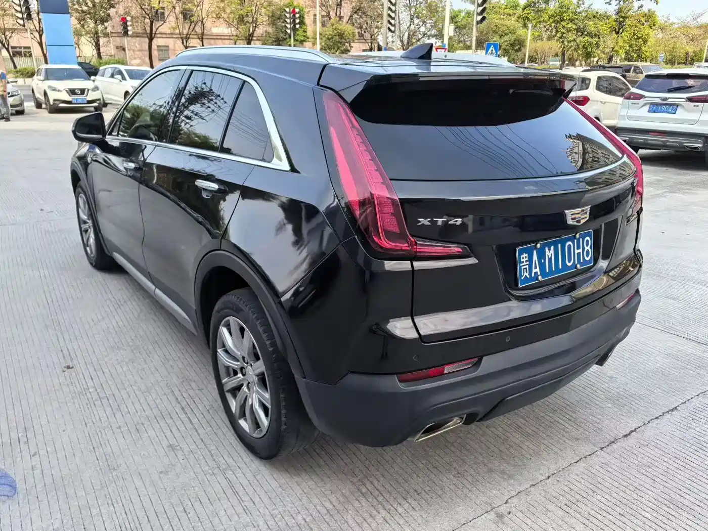 Cadillac XT4 2018 28T FWD Leading Edition фото 4