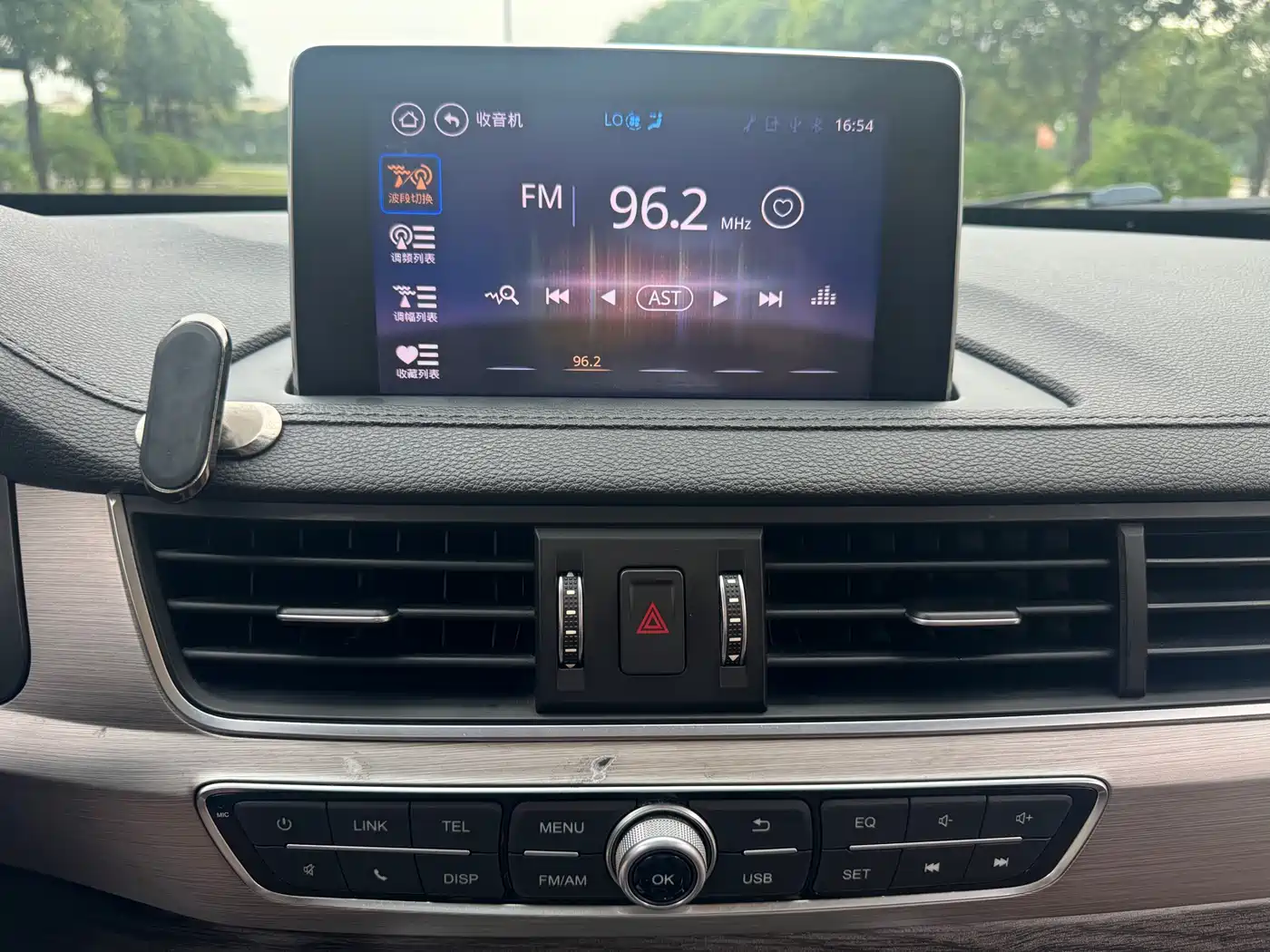 Dongfeng Fengxing Jingyi X6 2018 2017 Power Series 1.5T CVT Premium