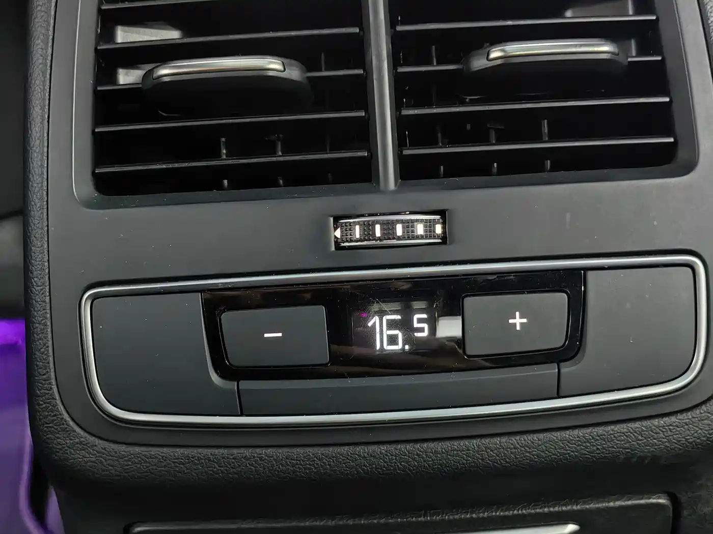 Audi A4L 2024 40 TFSI quattro RS Kit Speed Edition фото 5