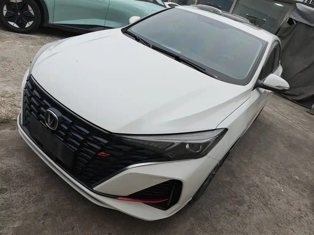Changan Eado 2022 PLUS Blue Whale NE 1.4T GDI DCT Premium Edition