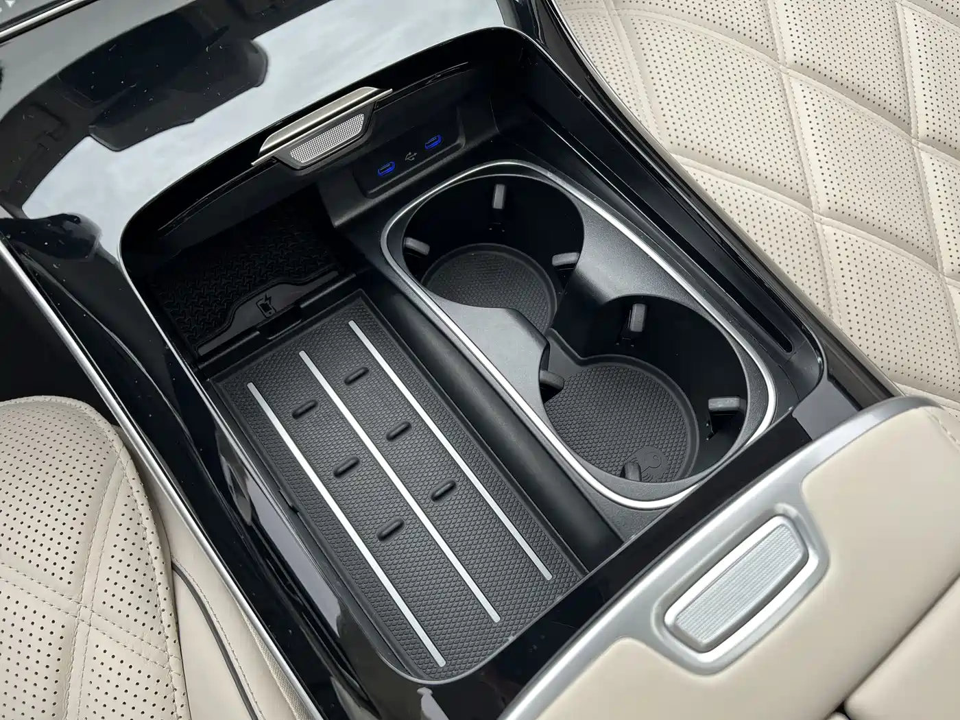 Mercedes-Benz Maybach S-Class 2025 Model S 480 4MATIC фото 20