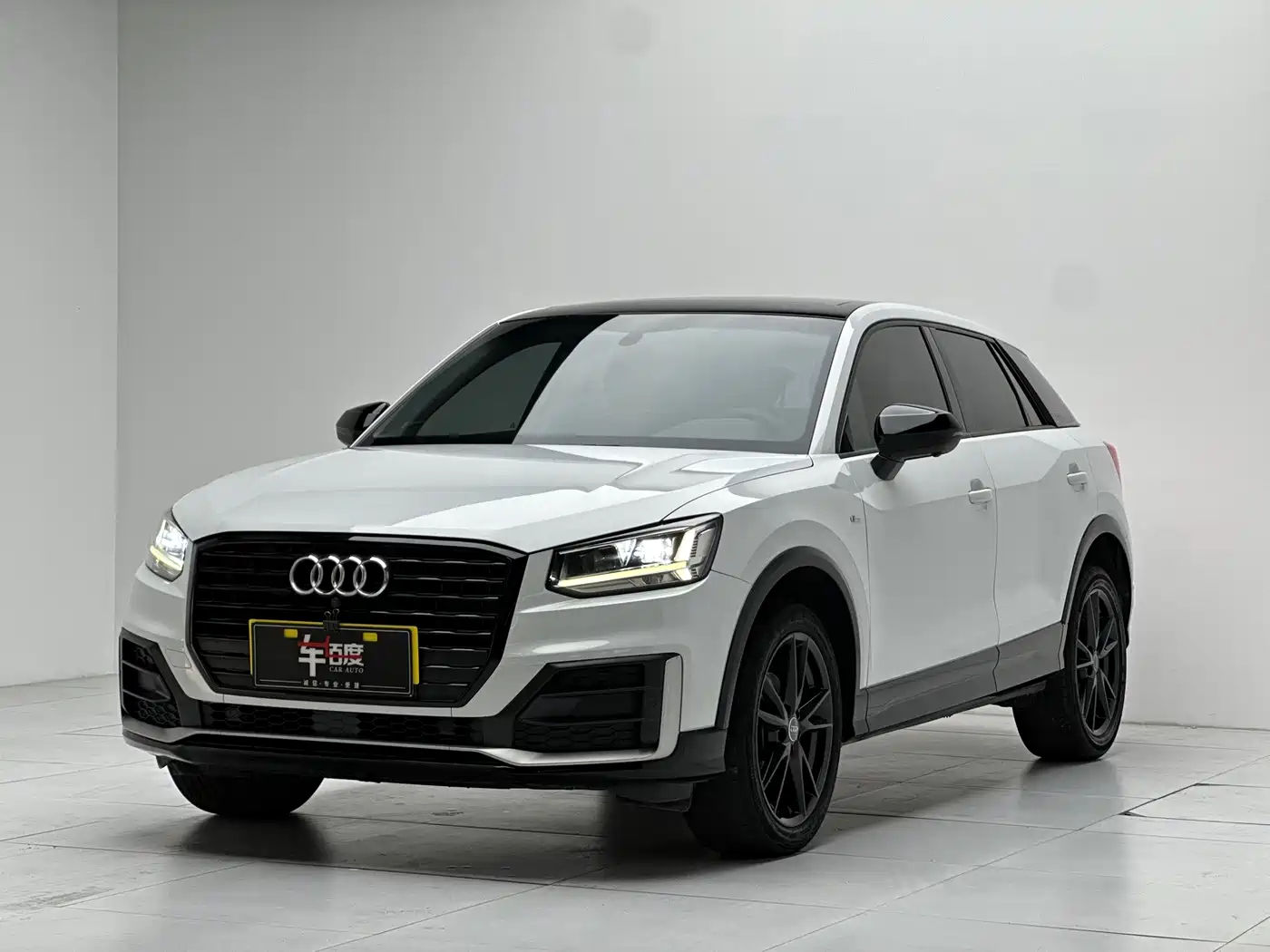 Audi Q2L 2020 35 TFSI Progressive Dynamic Model