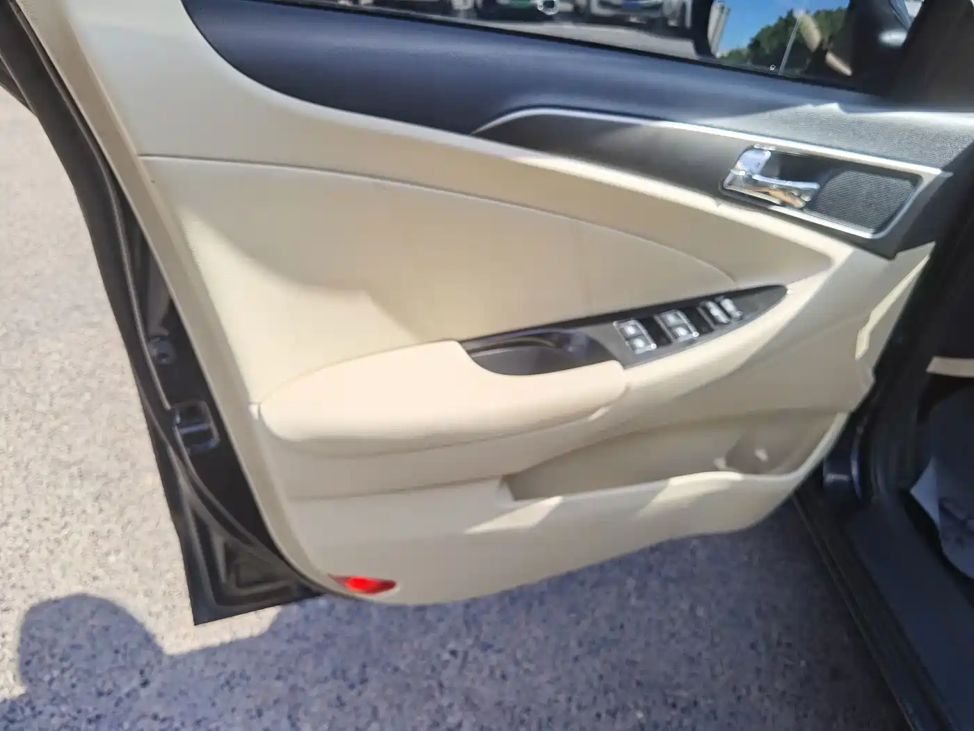 Photo 21 - Changan Eado