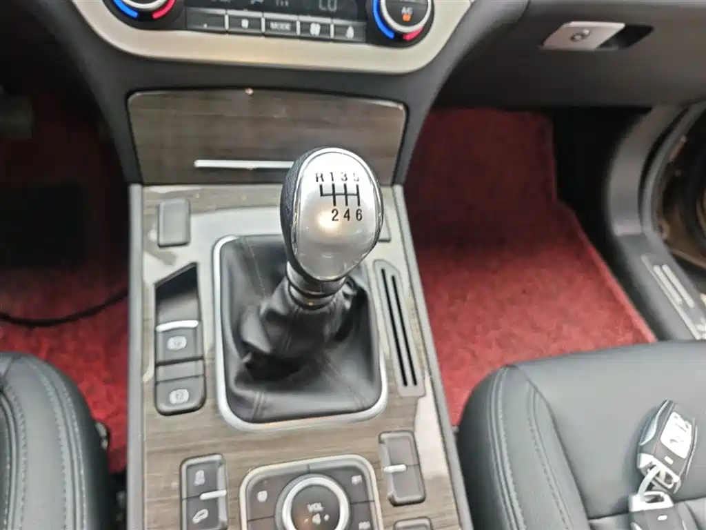 Haval H6 Coupe 2016 Blue Label 1.5T Manual 2WD Urban фото 14