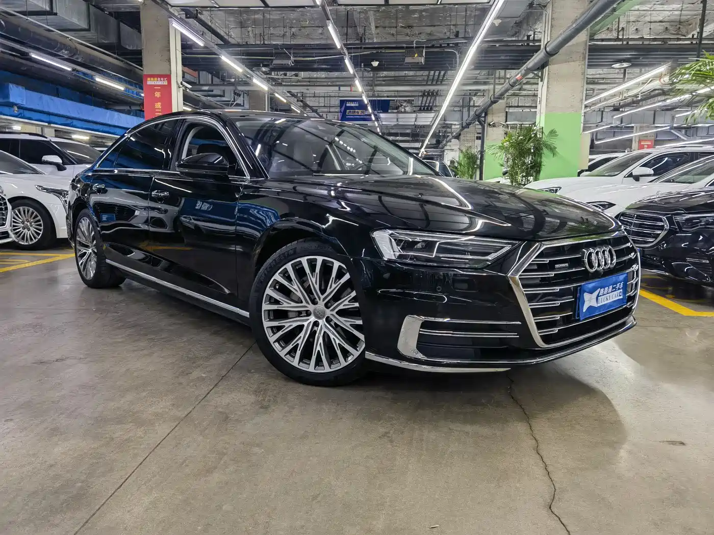 AUDI A8