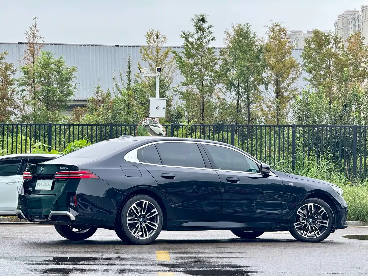 Фото 20 - BMW 5 Series