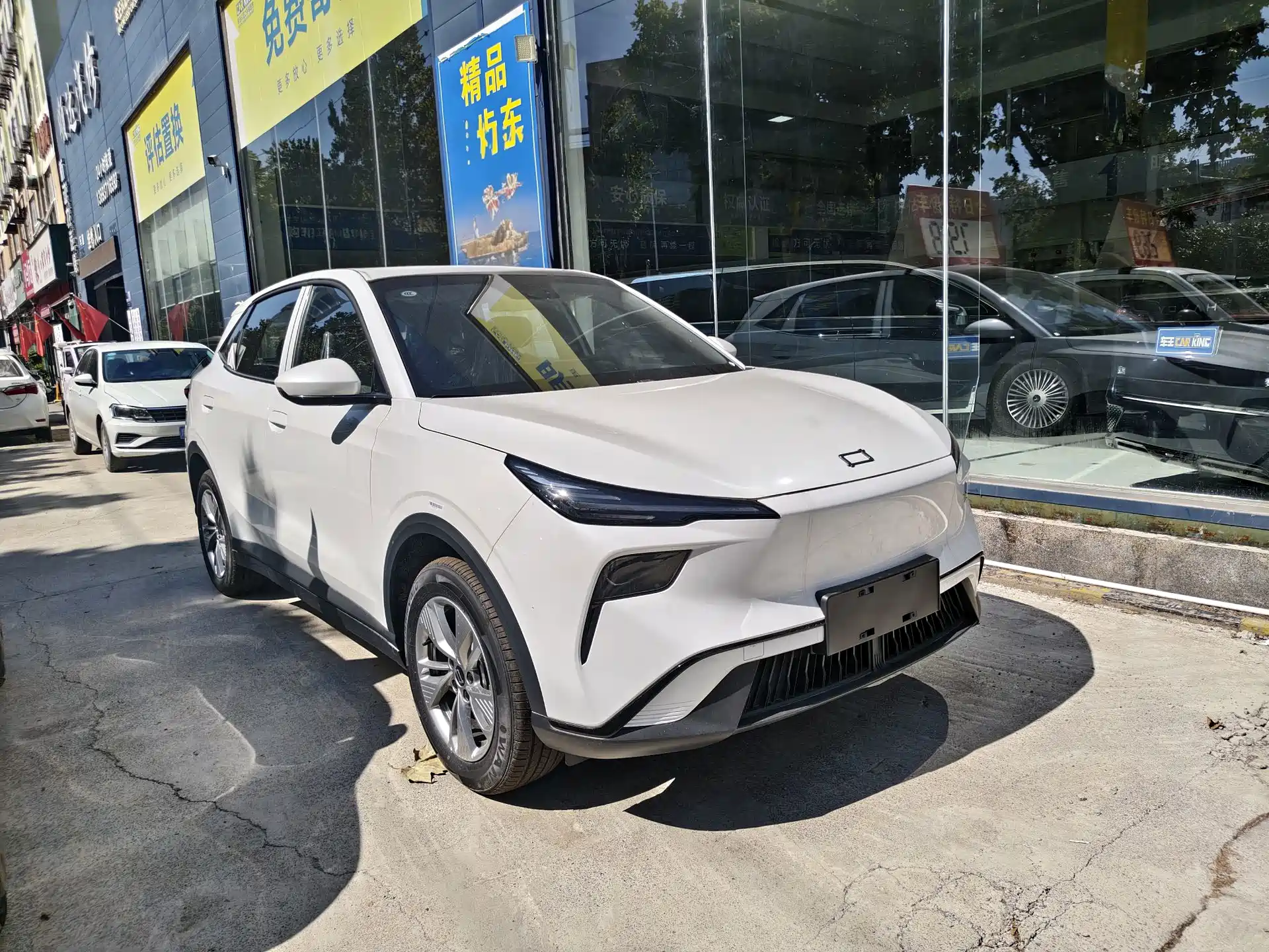Photo 8 - Besturn Yueyi 03
