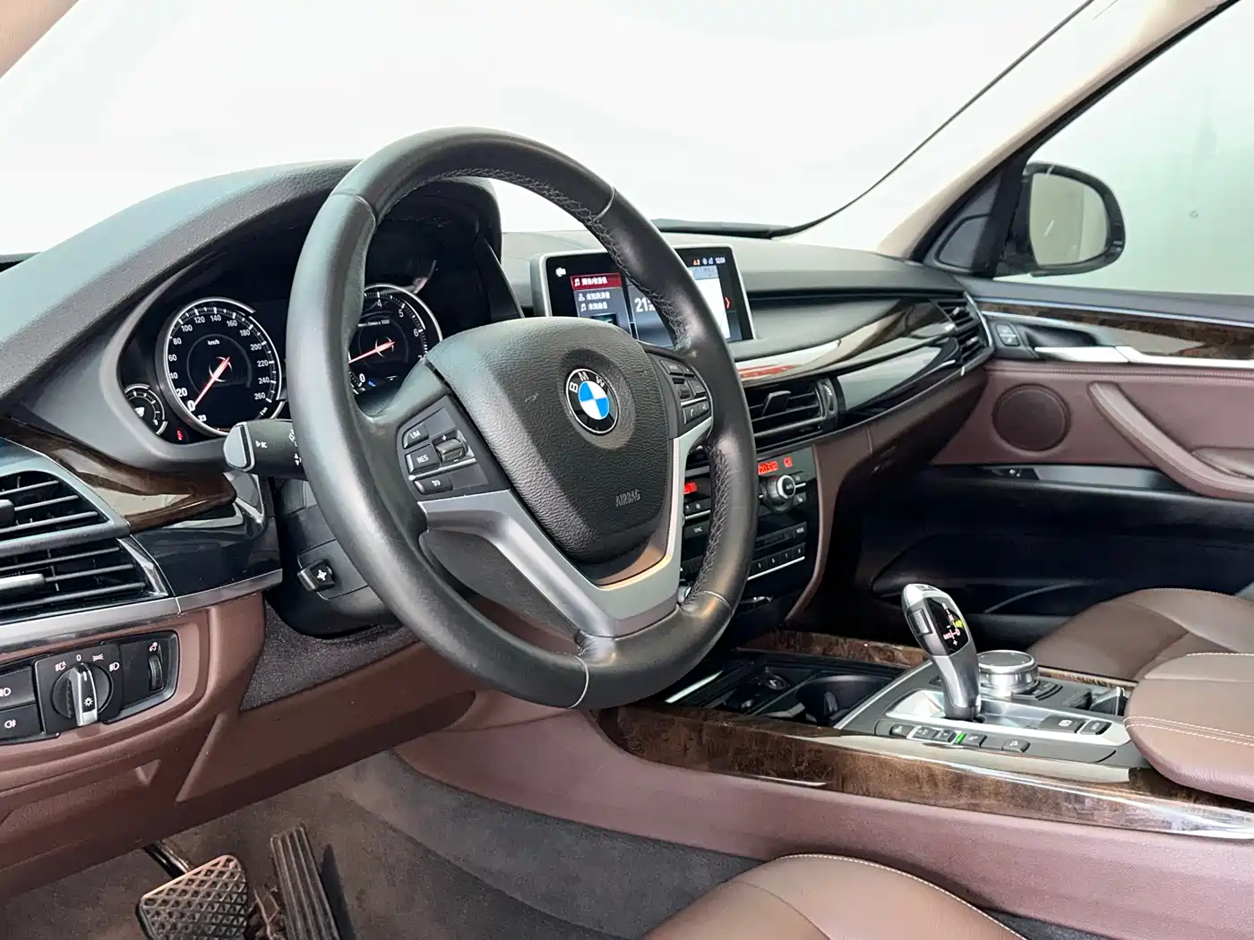 BMW X5 (Import) 2017 xDrive28i фото 10