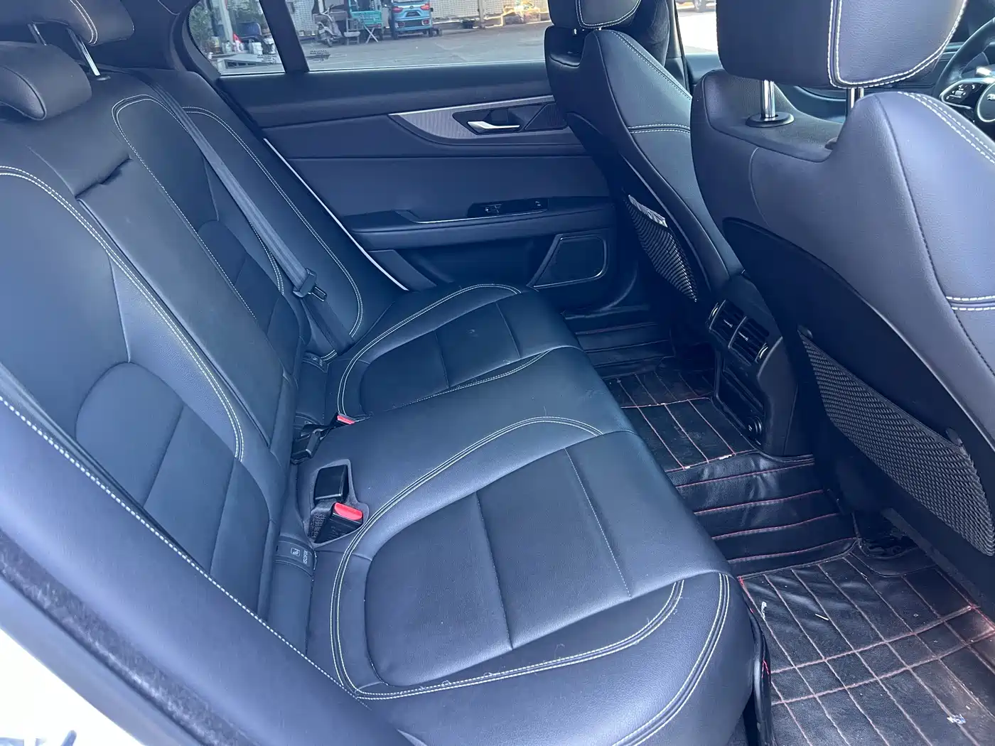 Jaguar XEL 2020 2.0T 200PS R-DYNAMIC S Progressive Sport Edition фото 12