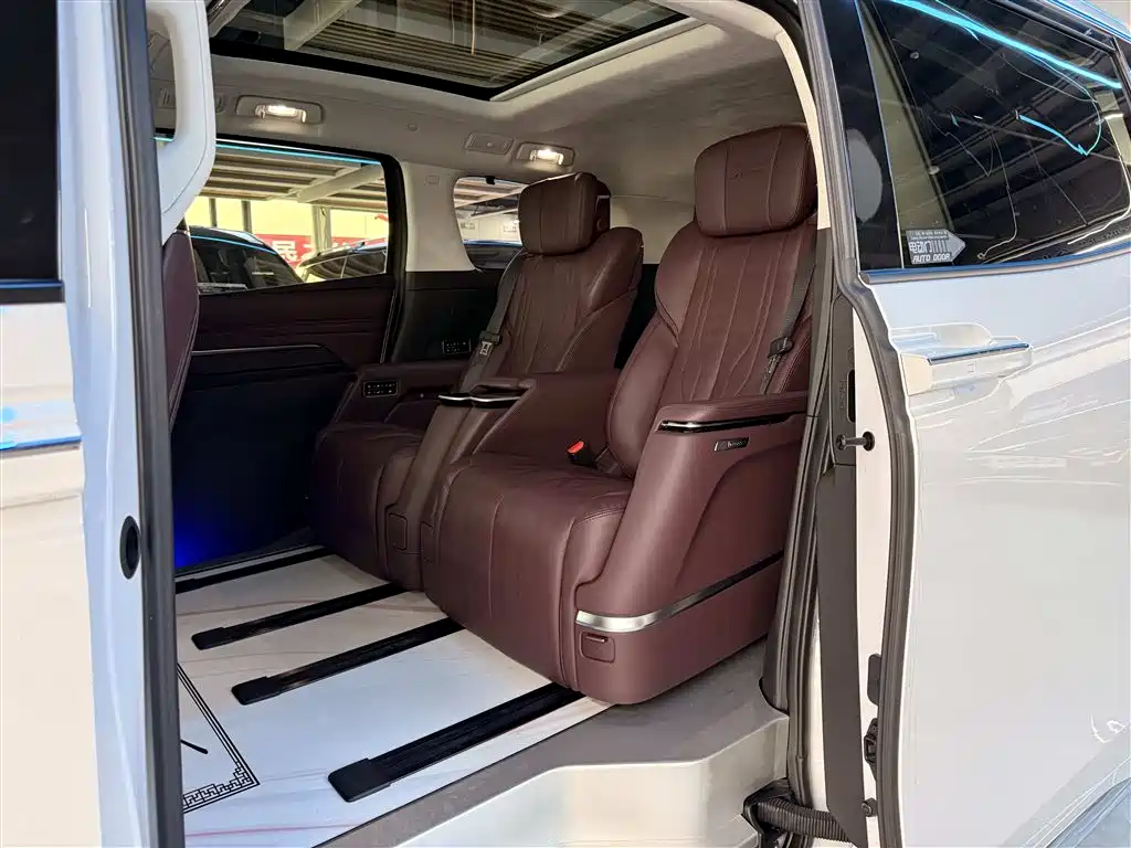 Buick Century 2023 2.0T 6-Seat World Edition фото 8