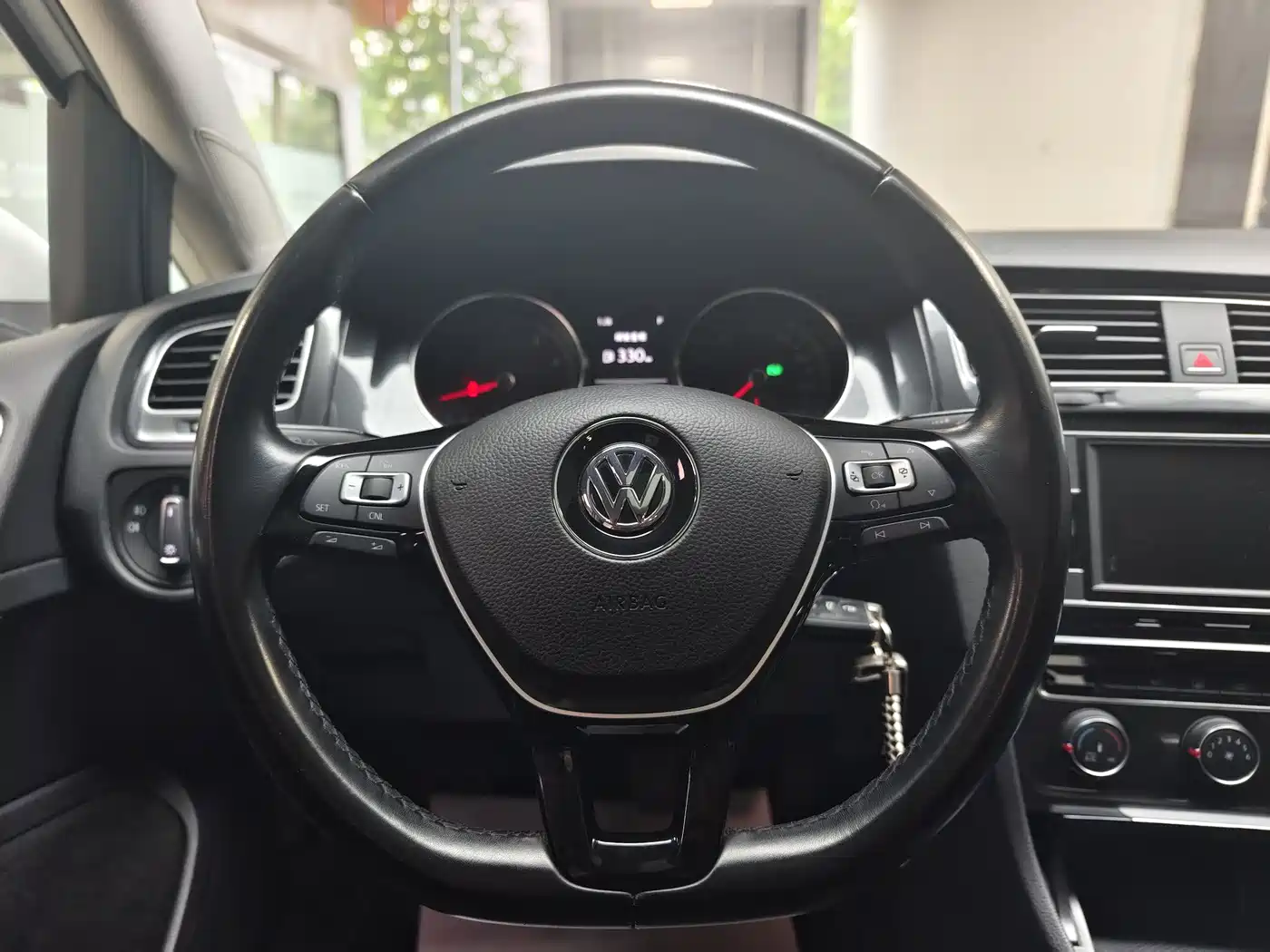 Volkswagen Golf 2018 230TSI Automatic Comfort фото 14