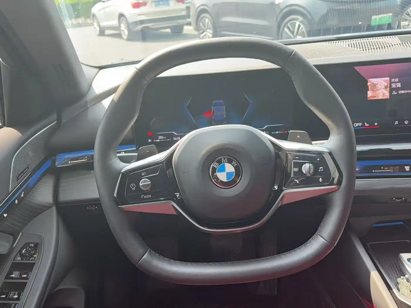 BMW 5 Series 2024 530Li Leading Model Luxury Package фото 6