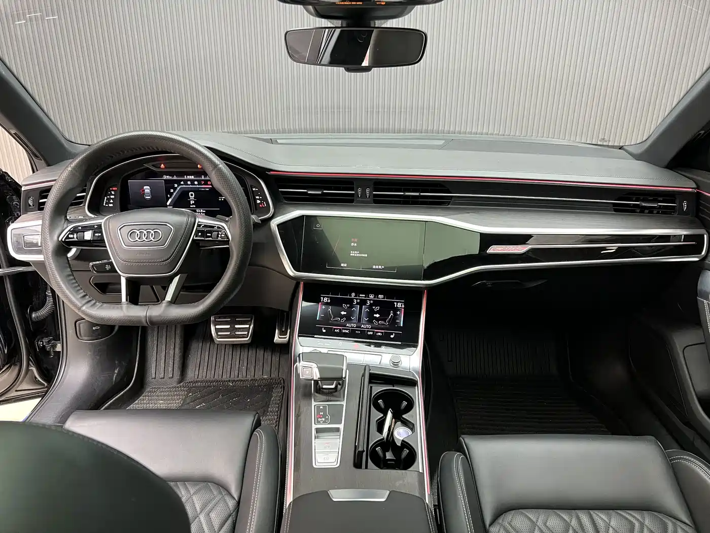 Фото 12 - Audi A6L