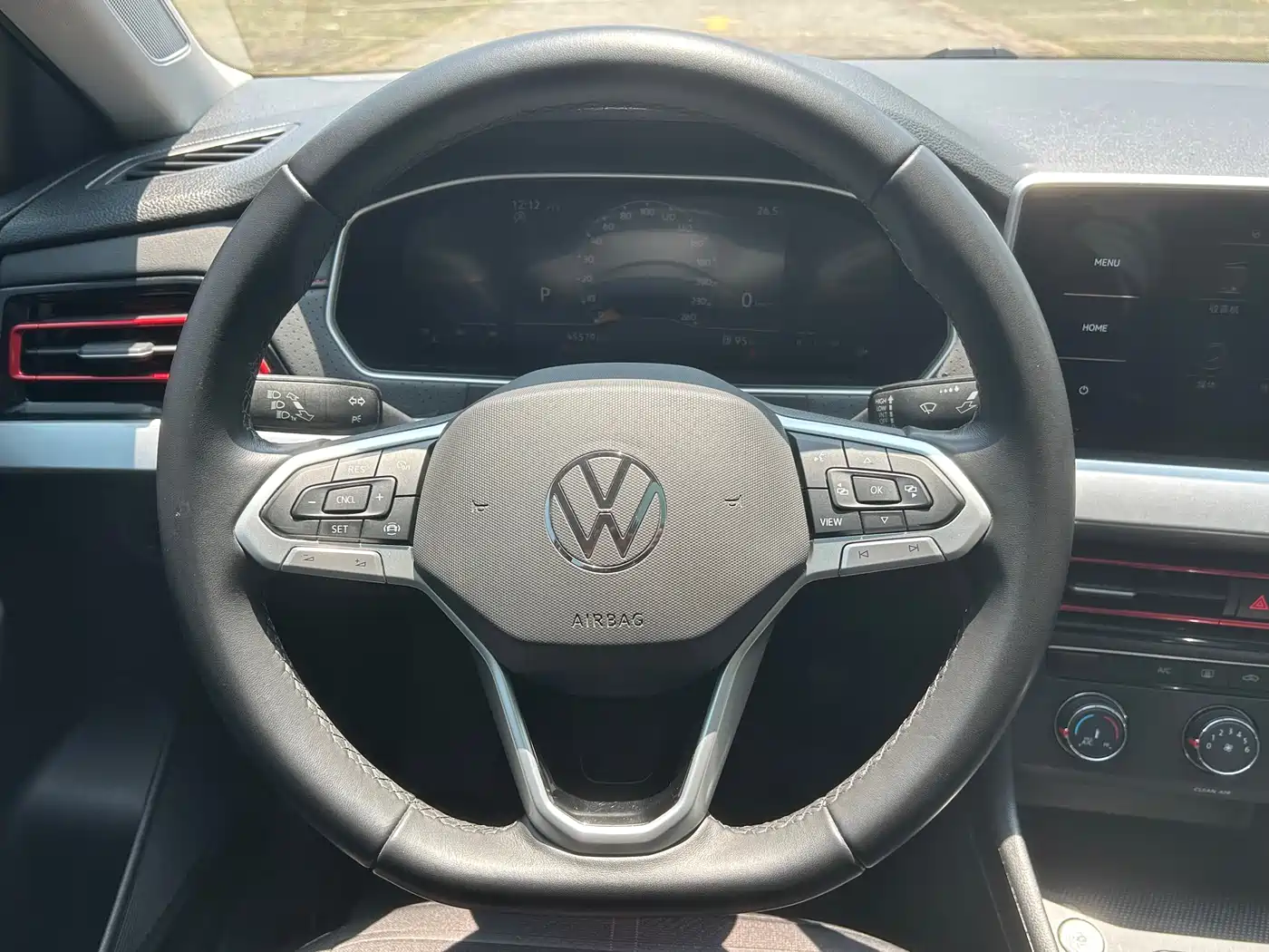 Volkswagen Lavida 2023 200TSI DSG Starlight Comfort Edition фото 15