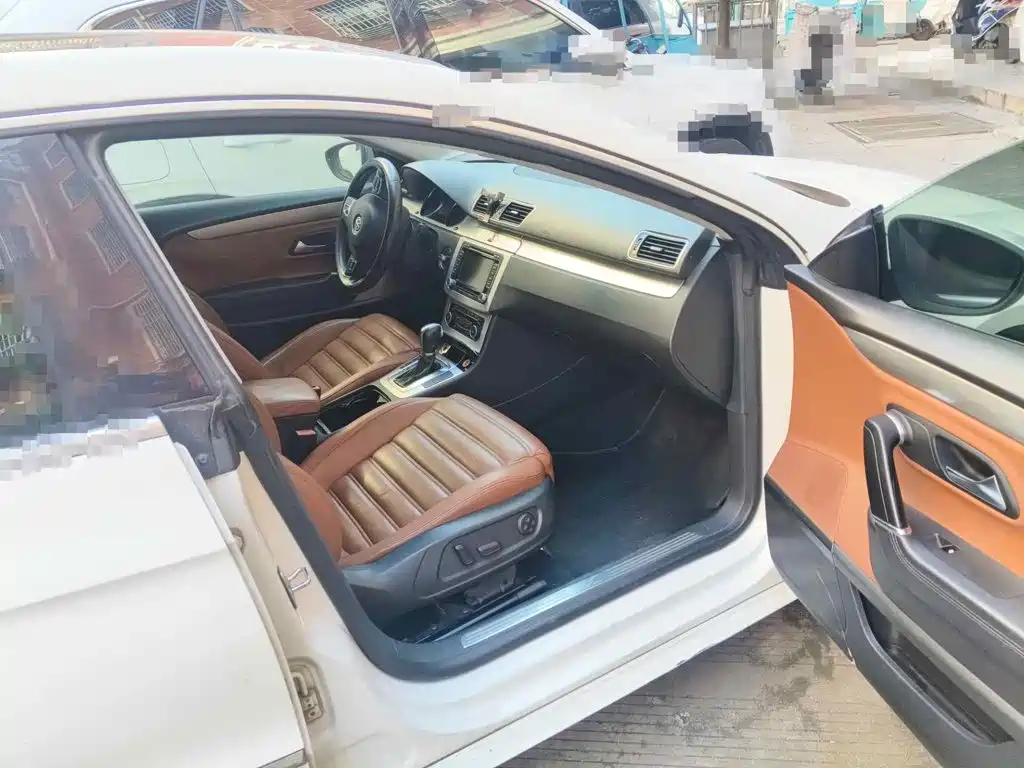 Фото 10 - Volkswagen CC