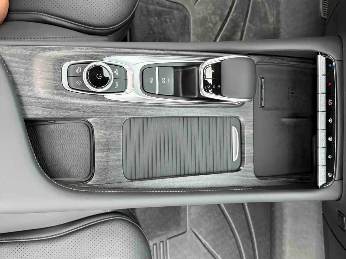 Chery Arrizo 8 PRO 2025 2025 Pro 1.6T Luxury Model+