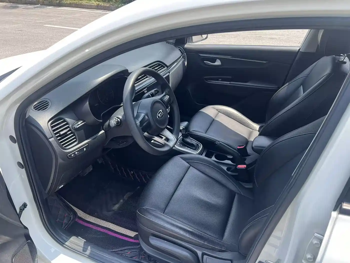 Kia K2 2017 Sedan 1.4L AT GLS фото 9