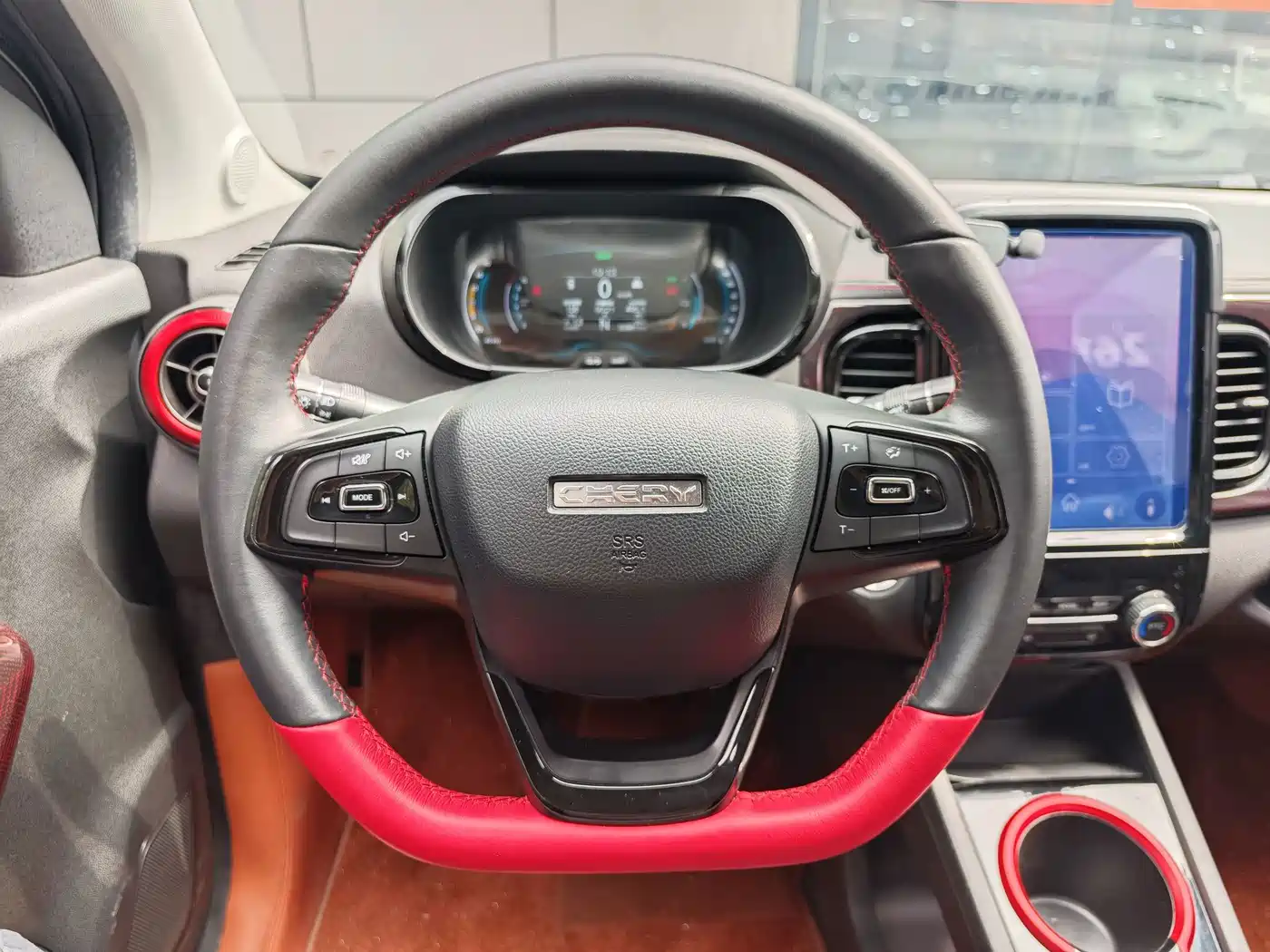 QQ New Energy Little Ant 2022 2022 Facelift Sweet Edition Full Sugar NMC 30.6kWh 30kW 301km