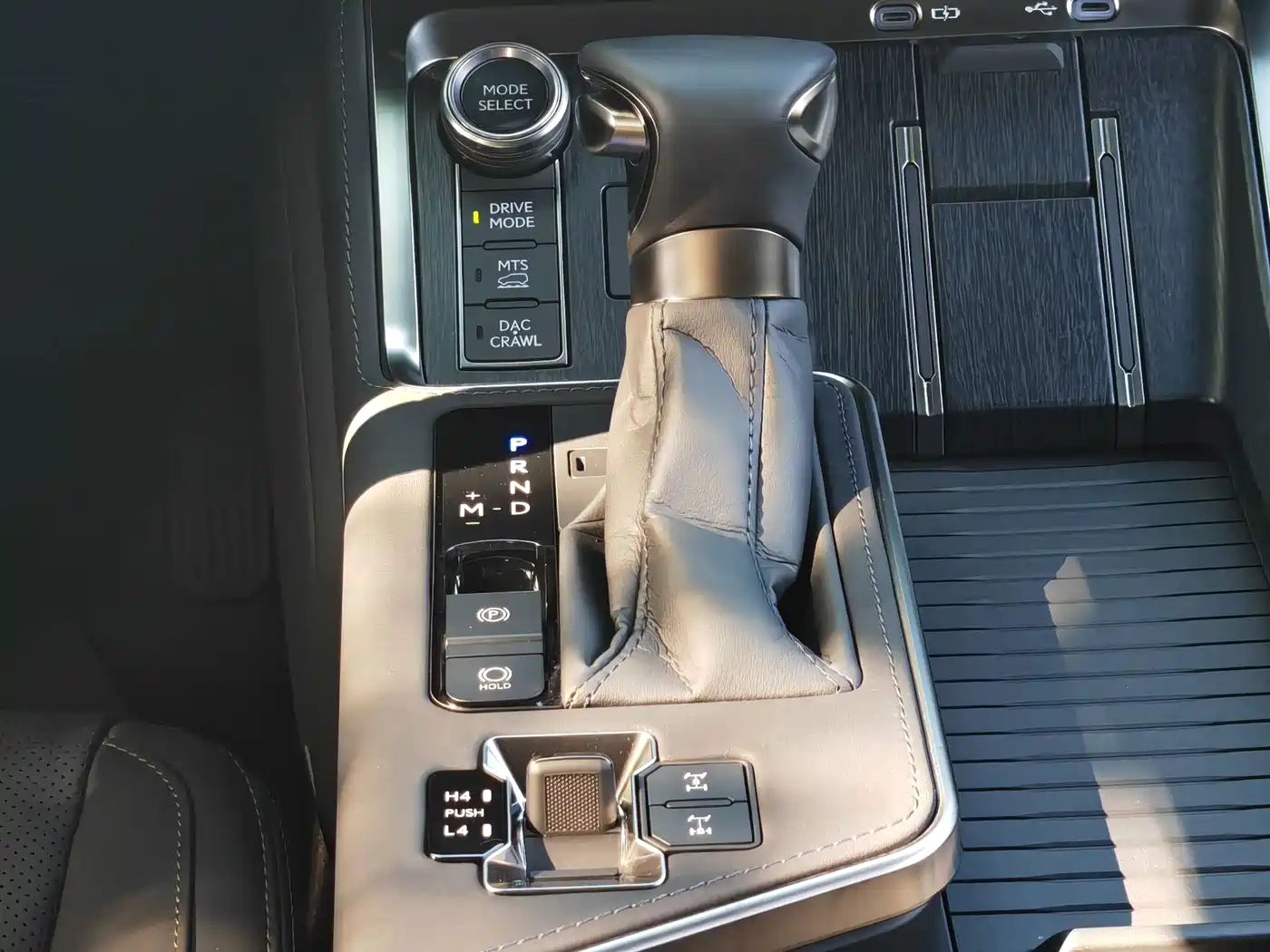 Lexus GX 2025 2024 OVERTRAIL Summit Edition