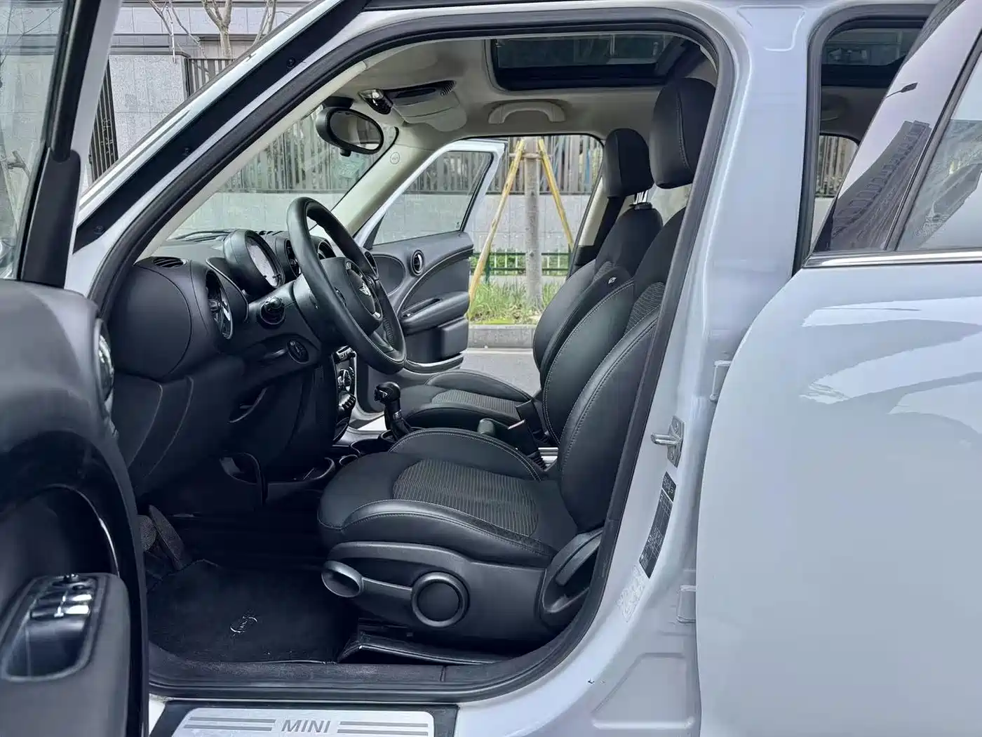 MINI COUNTRYMAN 2014 2014 1.6L COOPER Fun