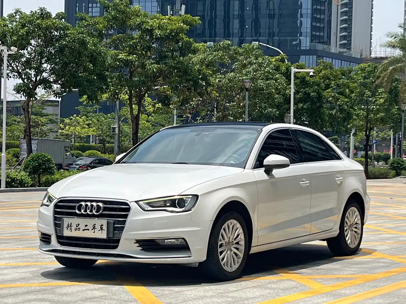 Audi A3 2015 Limousine 35 TFSI Millionth Anniversary Intelligent Leader Type