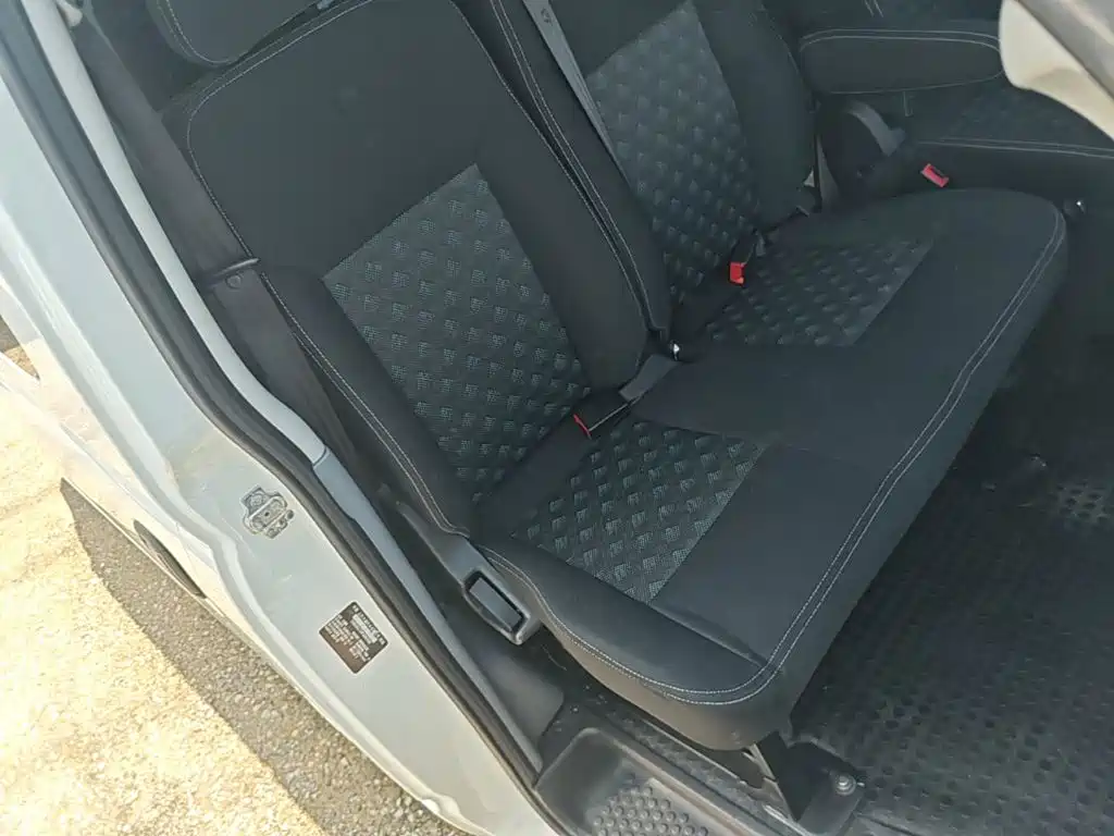 Photo 25 - SAIC Maxus Xintu V80