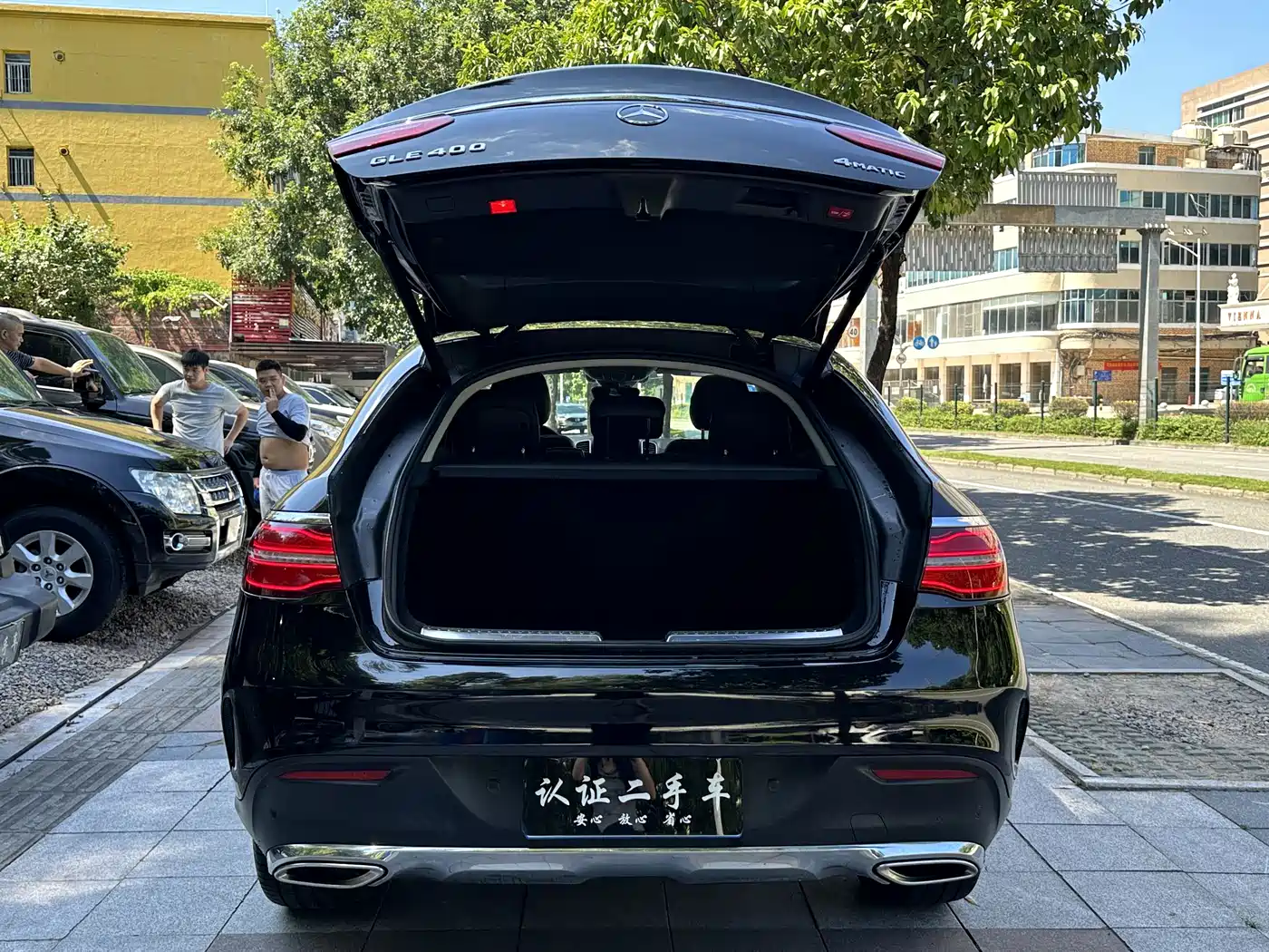 Mercedes-Benz GLE Coupe 2018 GLE 320 4MATIC Coupe SUV фото 14