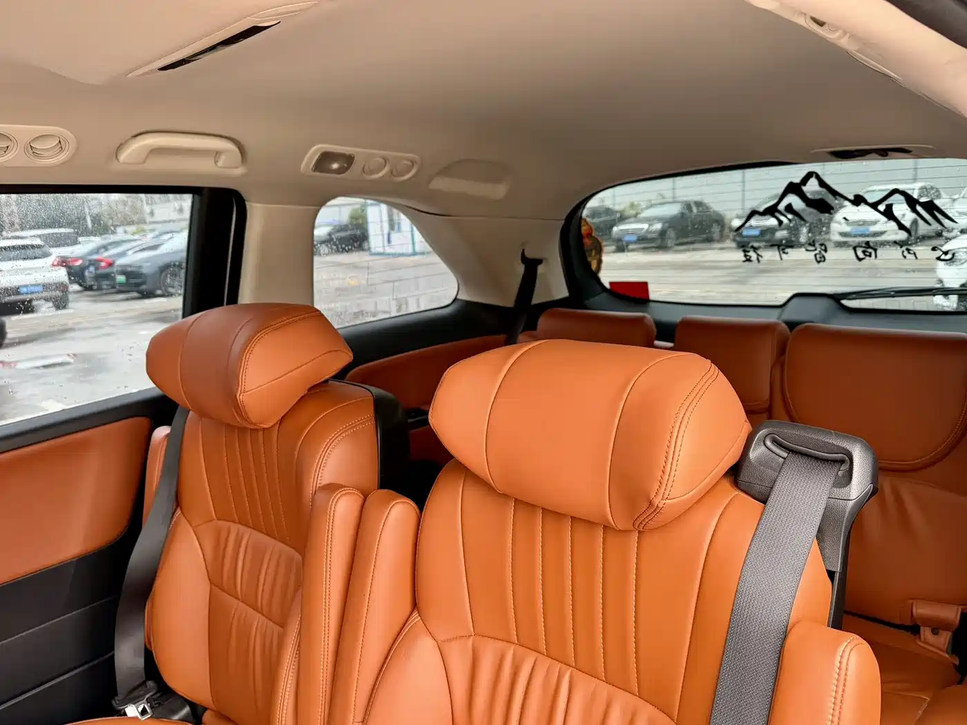 Honda Odyssey 2022 2.0L e:HEV Sharp·Intelligent Edition фото 13