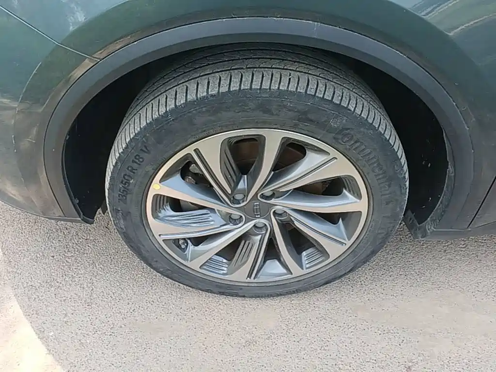 Фото 23 - Geely Jiaji