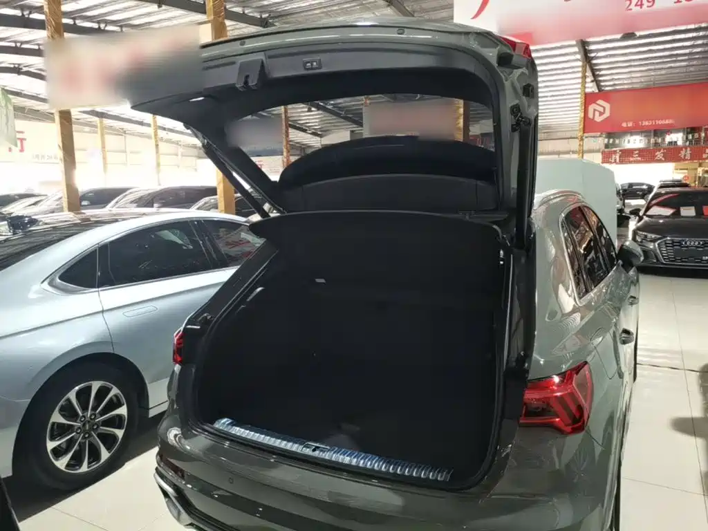 Audi Q3 2025 2024 35 TFSI Fashion Sport