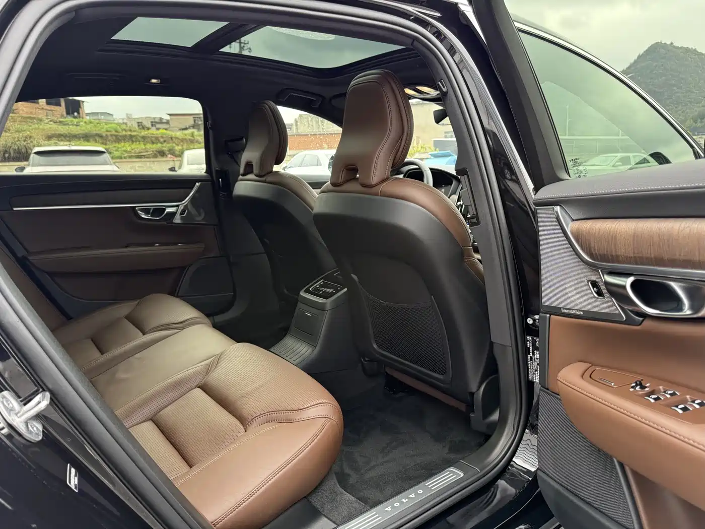 VOLVO S90 PLUG IN HYBRID