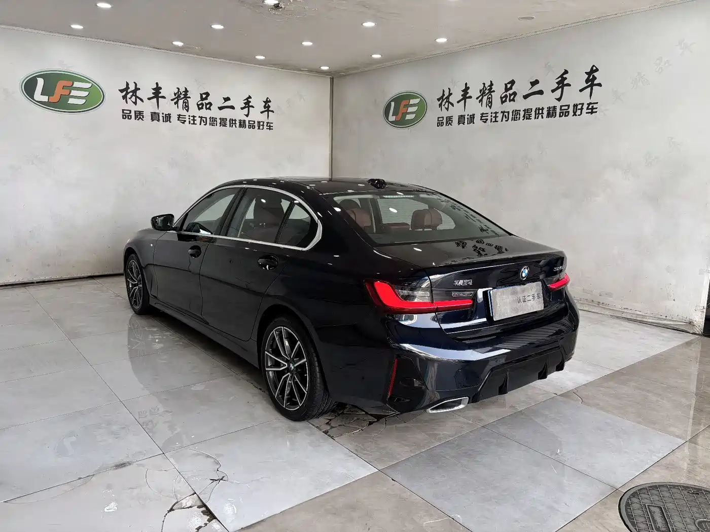 BMW 3 Series 2025 325Li M Sport Package фото 6