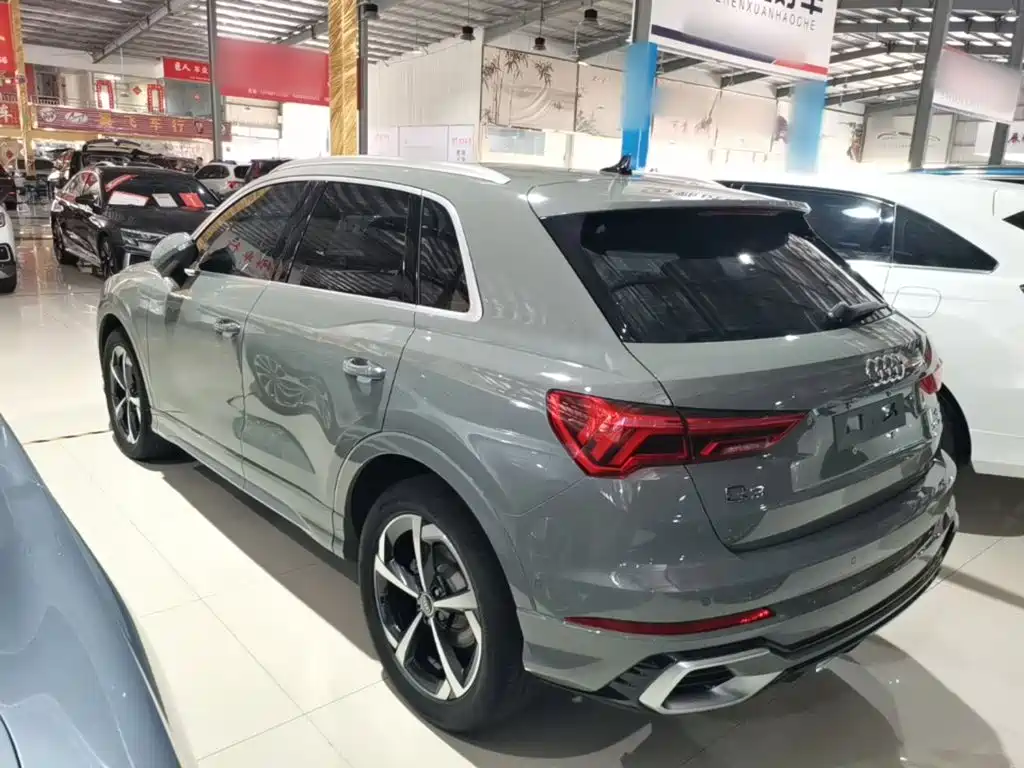 Audi Q3 2025 2024 35 TFSI Fashion Sport