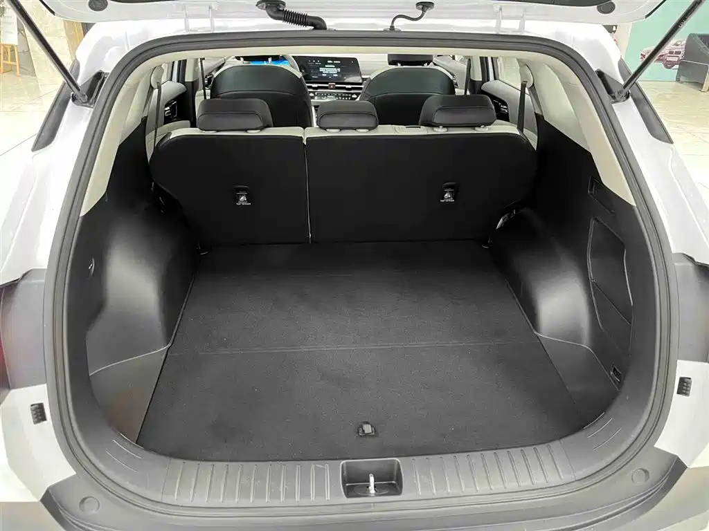 Kia Sportage 2025 Model 1.5T 2WD Premium Smart Edition фото 16