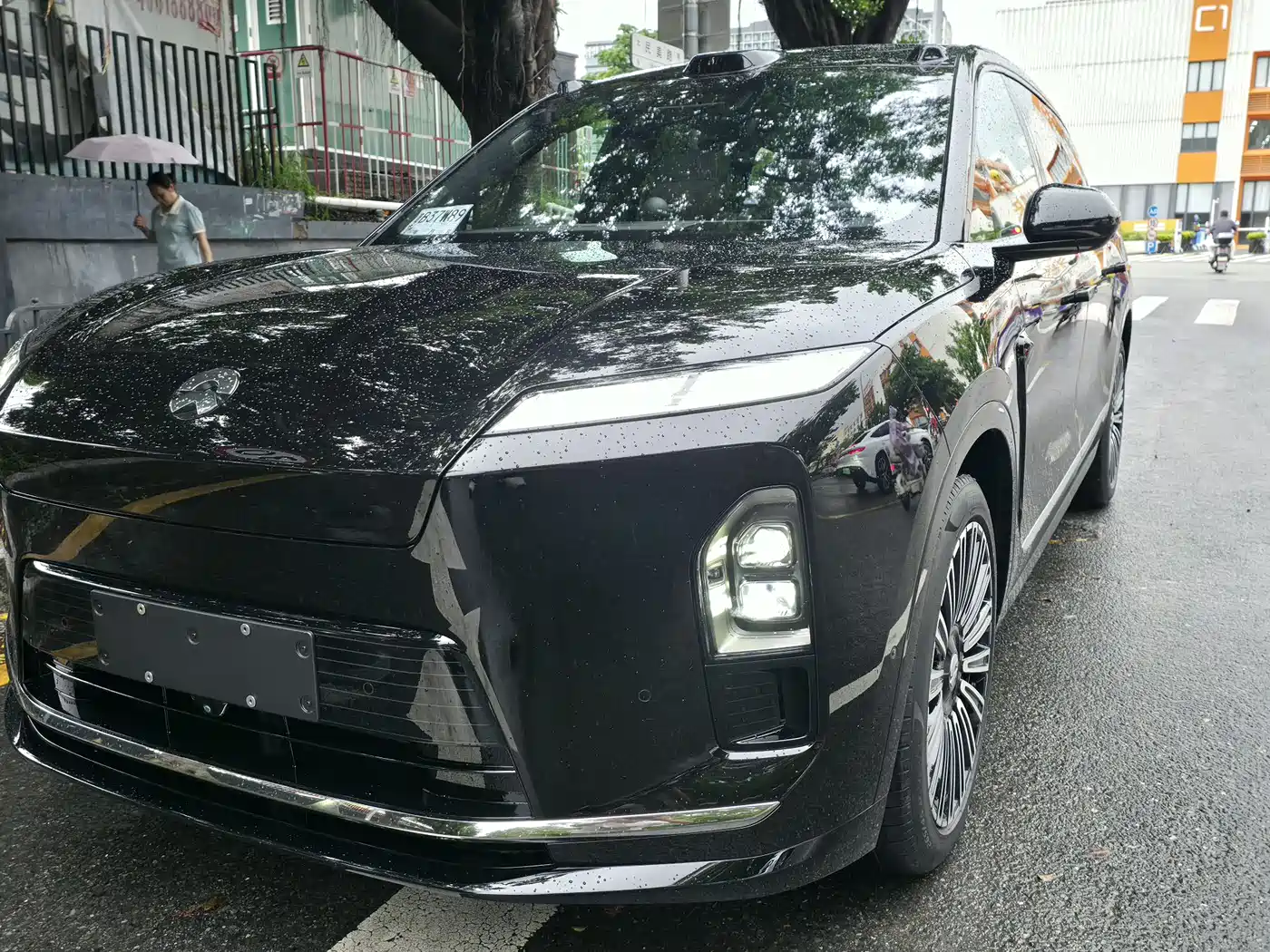 2026 NIO ES8