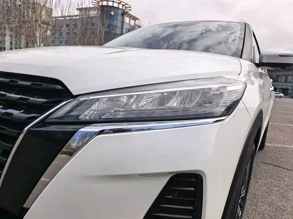 NISSAN JINKE